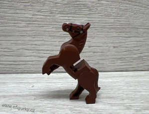    B2. Lego klasické - kůň