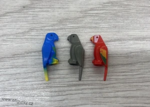 1A18 . Lego klasické -papoušci -  cena za celek