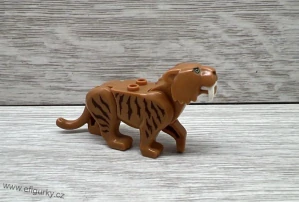 1A28 . Lego klasické - šavlozubý tygr