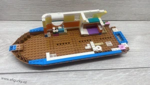 3A14 . Lego klasické  /  Friends  - loď