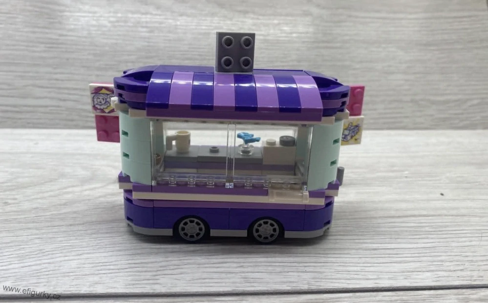  Lego klasické / Friends. 